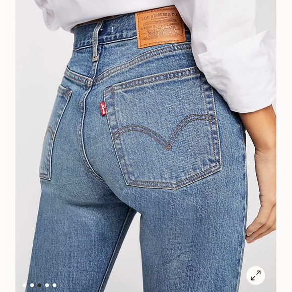 Levi’s Wedgie Jeans - Picture 3 of 12